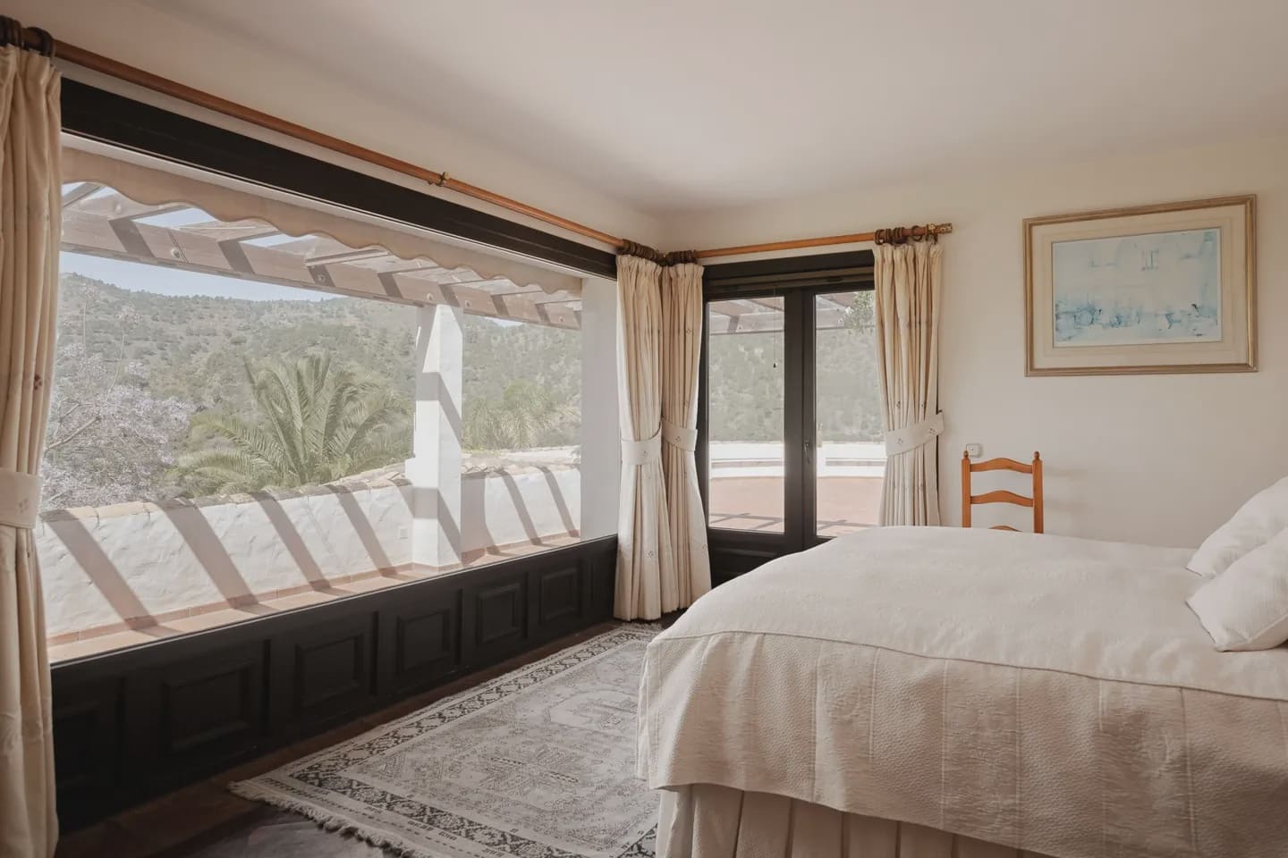 6 soveværelse Finca/Landehus til salg i Istan med swimmingpool garage - € 4.995.000 (Ref: 9275404)