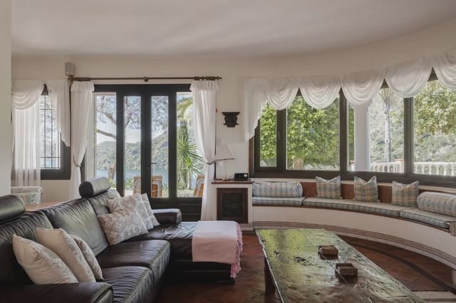 6 soveværelse Finca/Landehus til salg i Istán med swimmingpool garage - € 4.995.000 (Ref: 9275404)