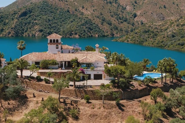 6 soveværelse Finca/Landehus til salg i Istán med swimmingpool garage - € 4.995.000 (Ref: 9275404)