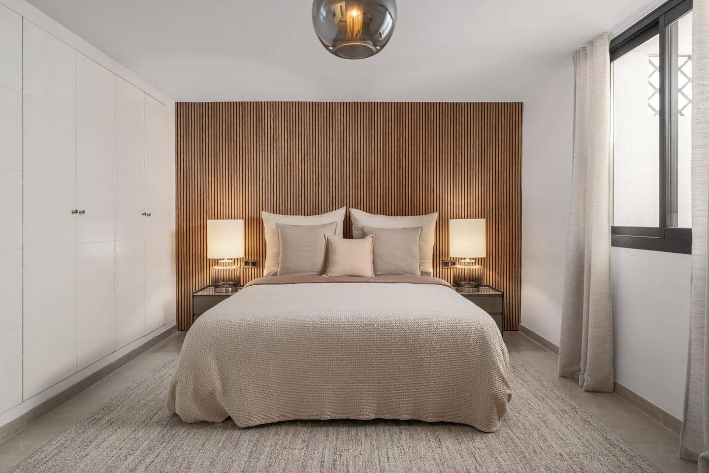 6 sypialnia Willa na sprzedaż w Marbella z basenem garażem - 2 150 000 € (Ref: 9275406)