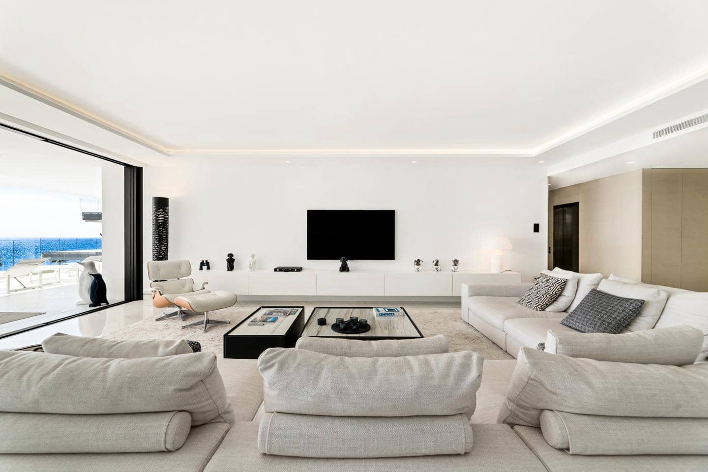 4 Zimmer Wohnung zu verkaufen in Estepona mit Pool Garage - 6.800.000 € (Ref: 9309254)