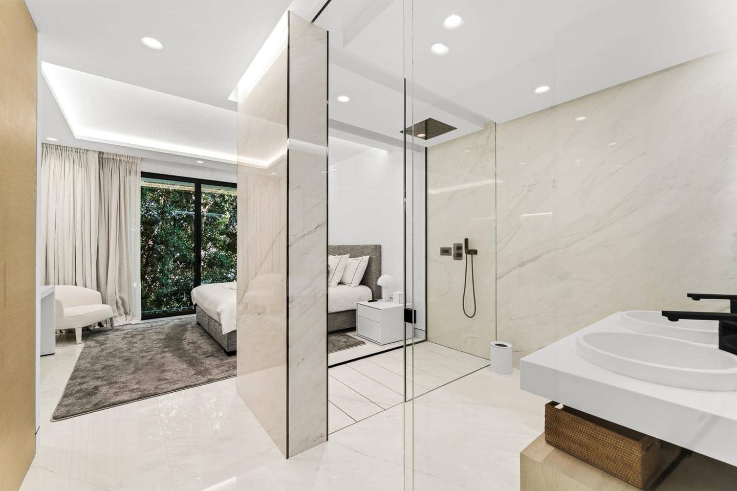4 Zimmer Wohnung zu verkaufen in Estepona mit Pool Garage - 6.800.000 € (Ref: 9309254)
