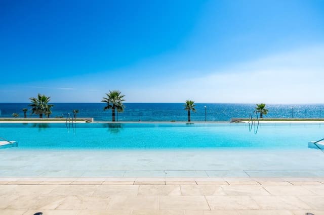 4 Zimmer Wohnung zu verkaufen in El Velerín, Estepona mit Pool Garage - 6.800.000 € (Ref: 9309254)