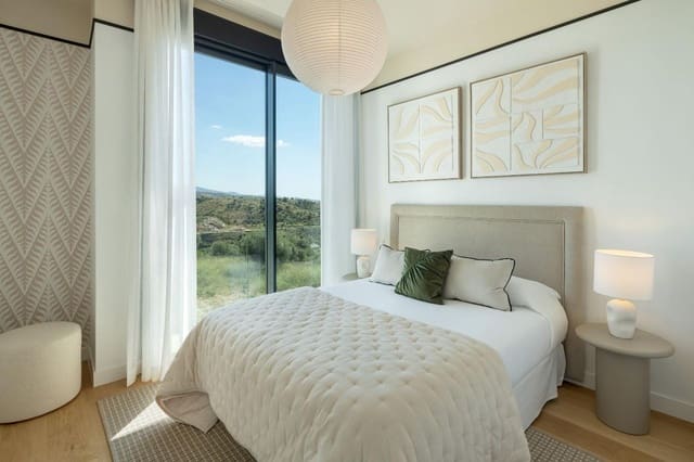 4 sypialnia Willa na sprzedaż w Río Real, Marbella z basenem garażem - 1 675 000 € (Ref: 9324510)