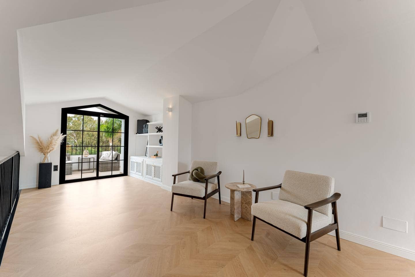 6 sypialnia Willa na sprzedaż w Estepona z basenem garażem - 2 895 000 € (Ref: 9329729)