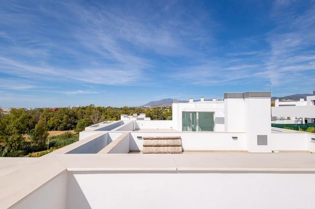 3 sypialnia Willa na sprzedaż w San Pedro de Alcántara Pueblo, Marbella z basenem garażem - 1 100 000 € (Ref: 9329838)