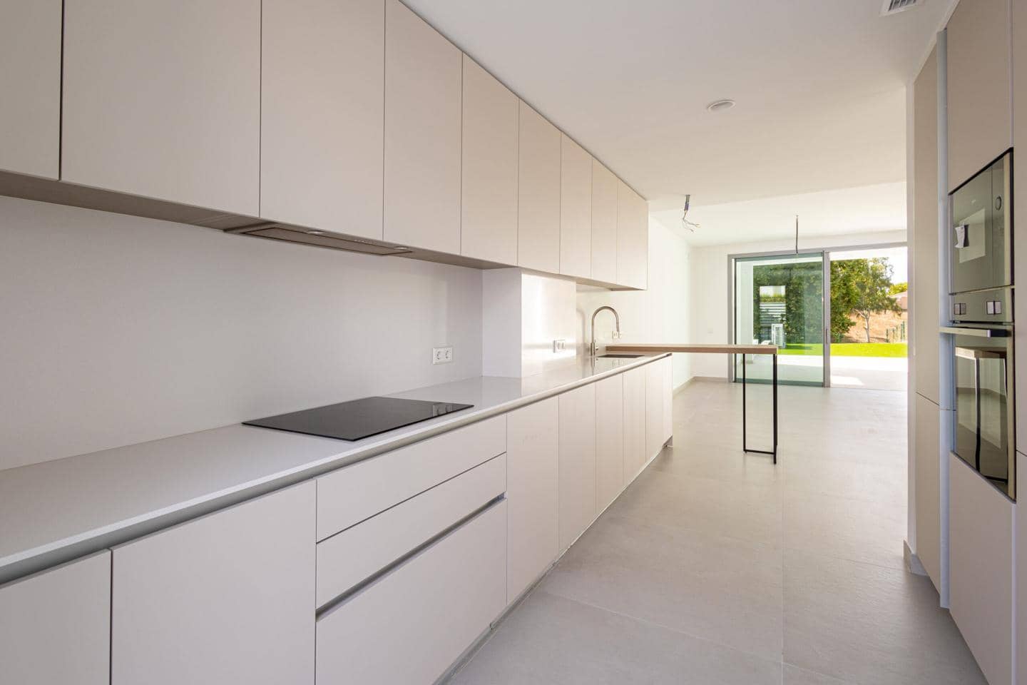 3 Zimmer Villa zu verkaufen in San Pedro de Alcantara mit Pool Garage - 1.100.000 € (Ref: 9329838)