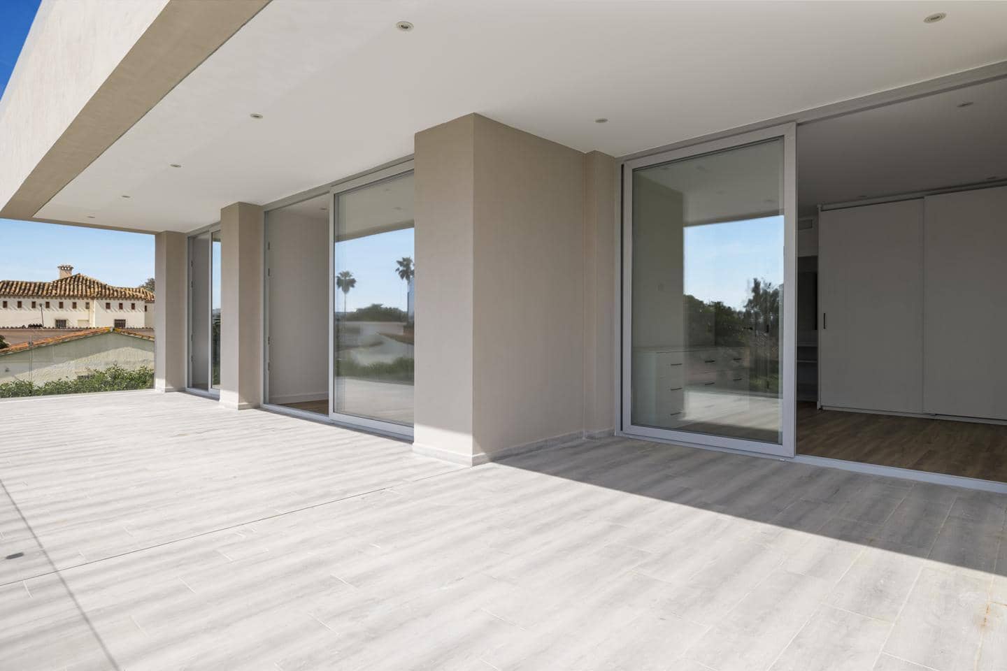 5 soverom Villa til salgs i Marbella med svømmebasseng garasje - € 2 950 000 (Ref: 9337341)