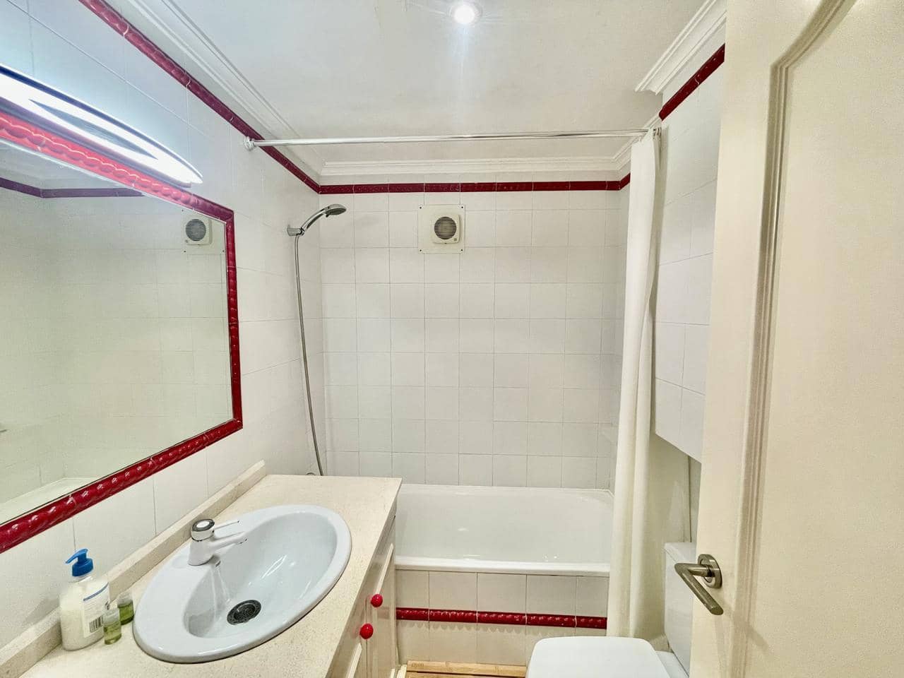 Chalet de 5 habitaciones en Sotogrande en venta con piscina garaje - 1.700.000 € (Ref: 9337344)