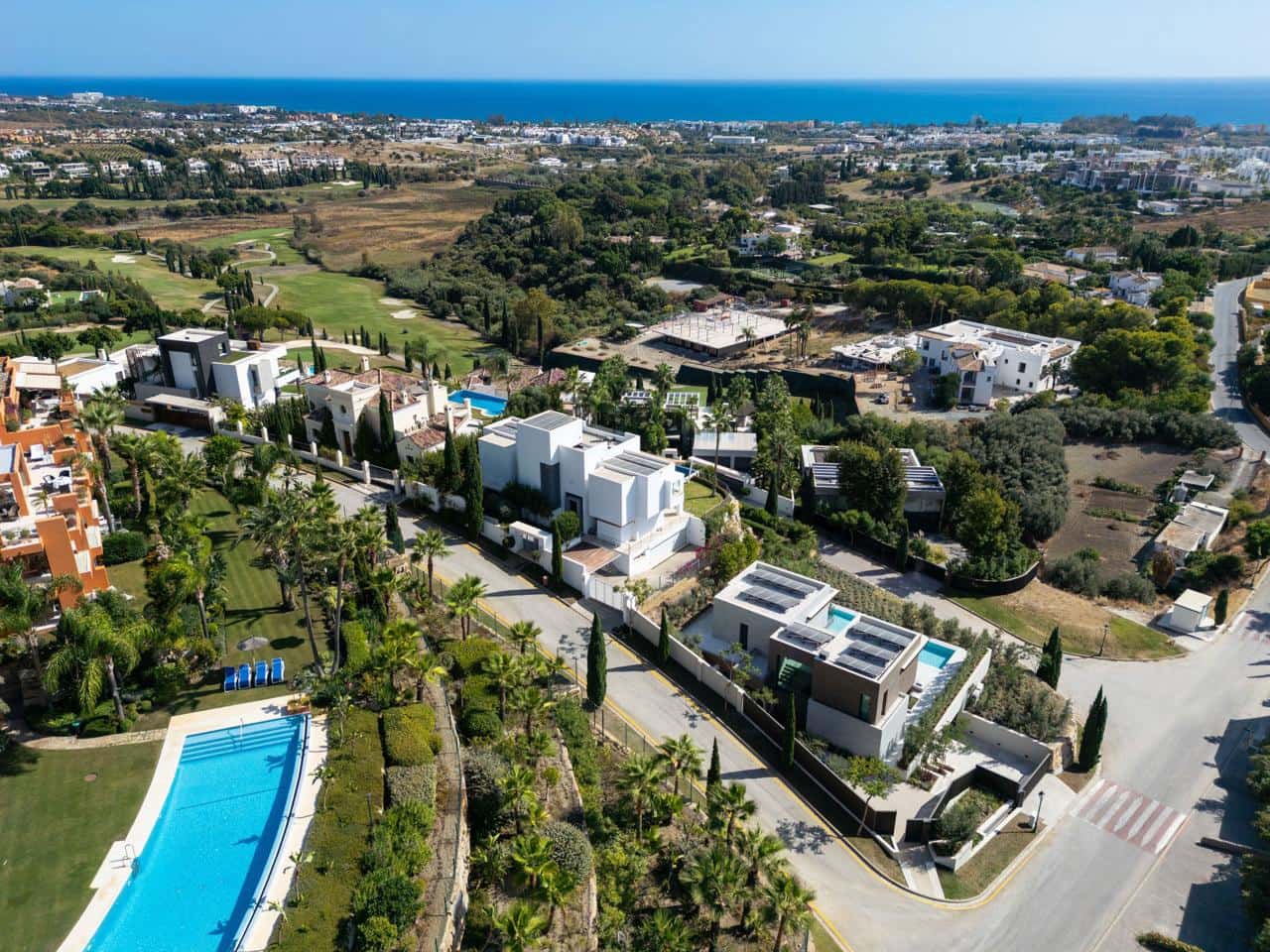 5 Zimmer Villa zu verkaufen in Benahavis mit Pool Garage - 4.395.000 € (Ref: 9340375)