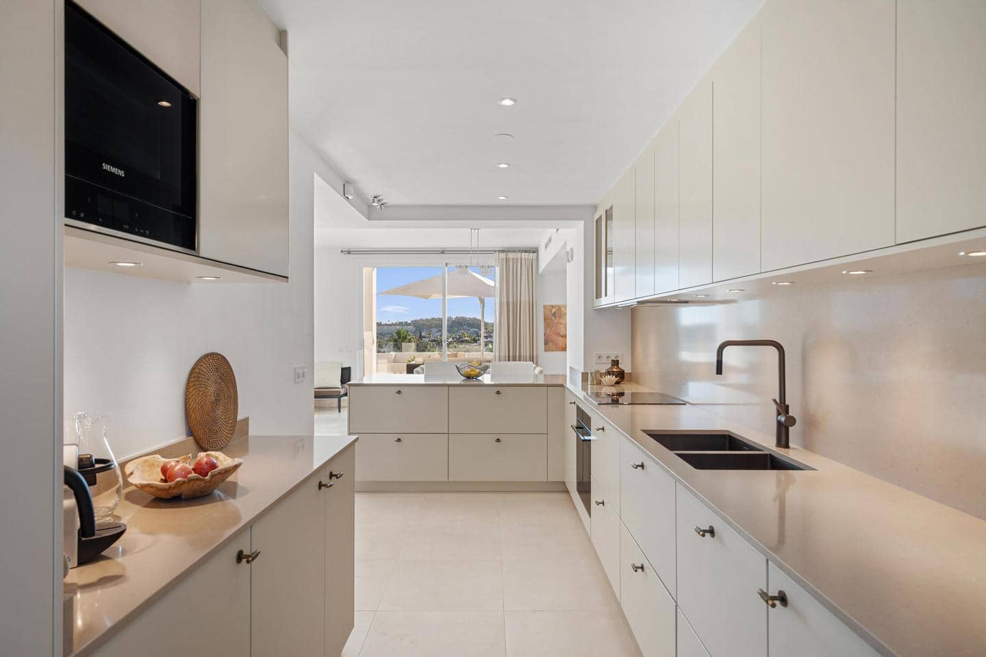 3 soverom Leilighet til salgs i Marbella med garasje - € 1 795 000 (Ref: 9352874)