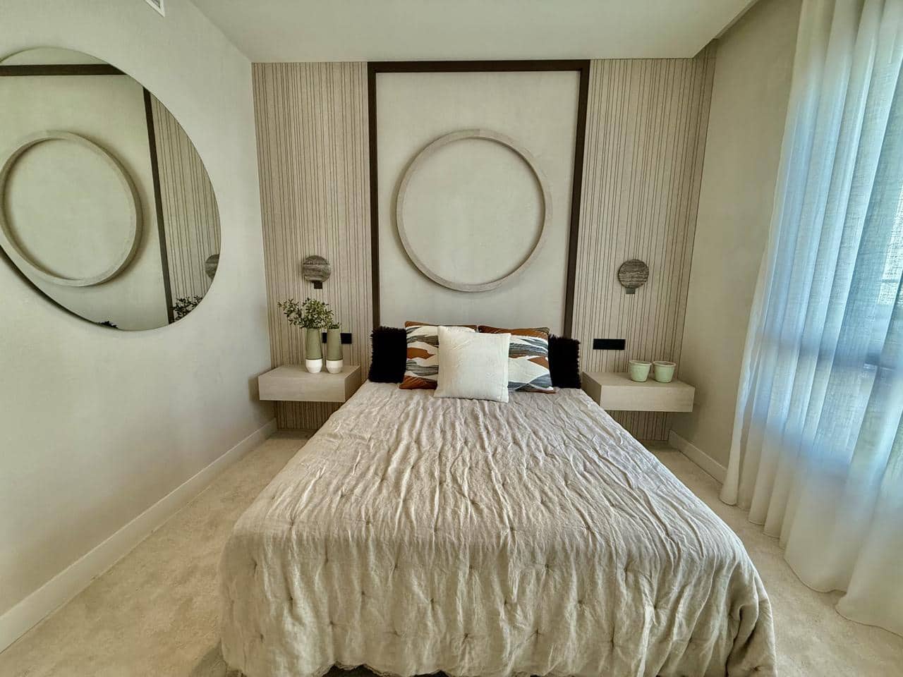 3 chambre Appartement à vendre à Estepona avec piscine garage - 1 373 000 € (Ref: 9384976)