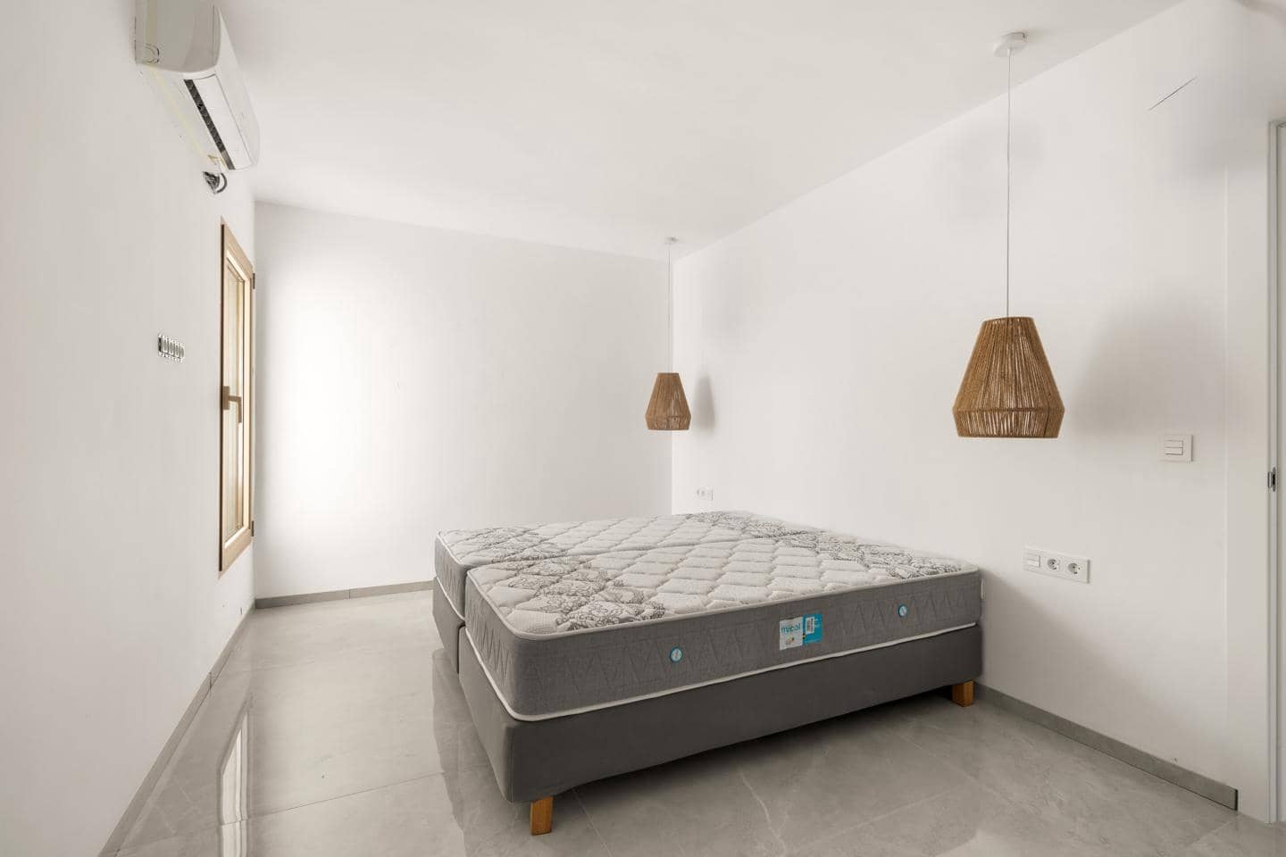 7 bedroom Villa for sale in Buenas Noches with pool - € 1,840,000 (Ref: 9386681)