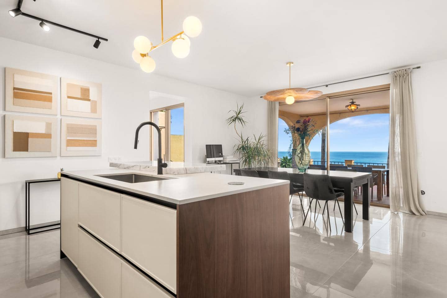 7 bedroom Villa for sale in Buenas Noches with pool - € 1,840,000 (Ref: 9386681)