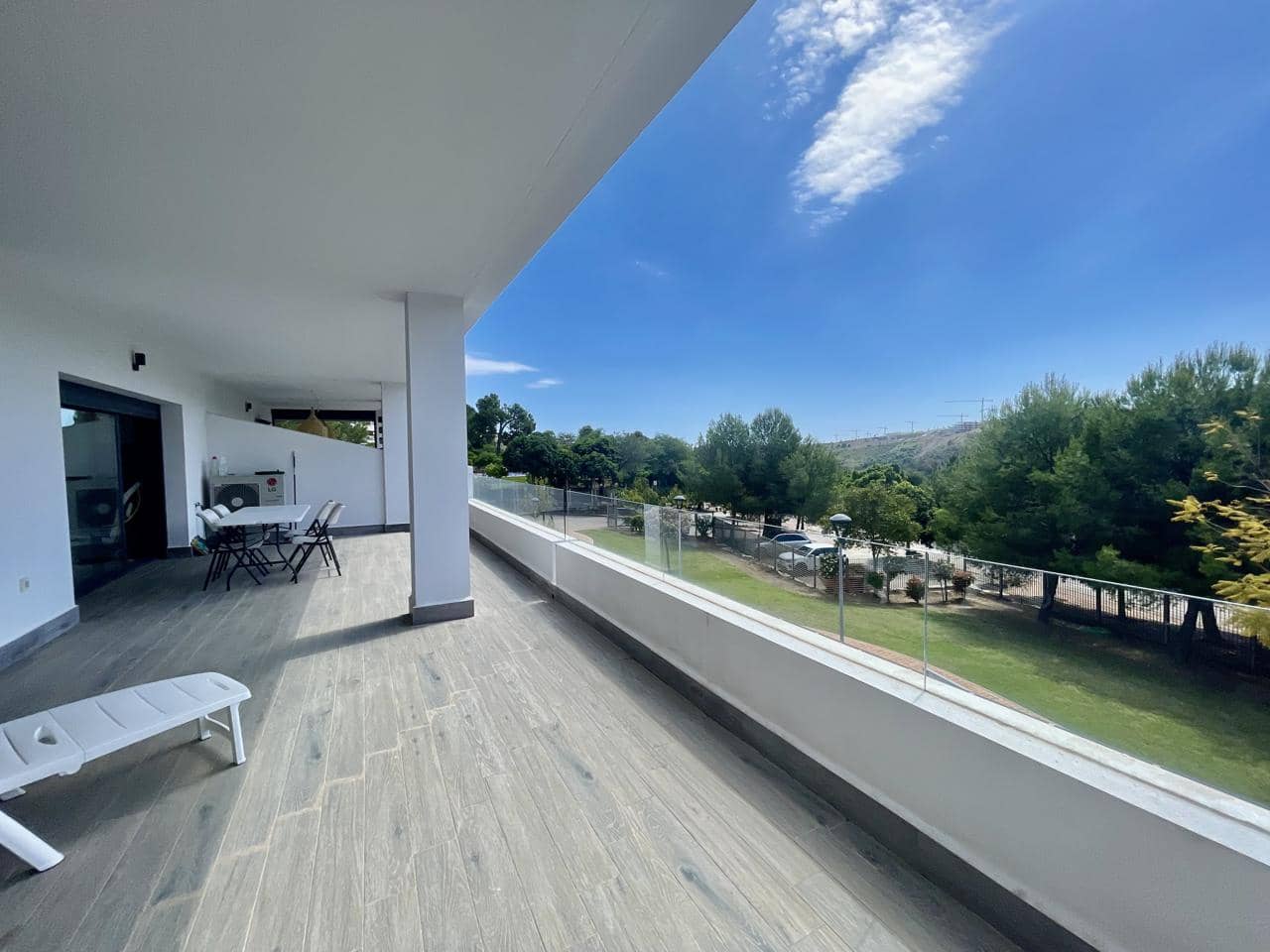 2 sovrum Lägenhet till salu i New Golden Mile med pool garage - 379 000 € (Ref: 9404554)