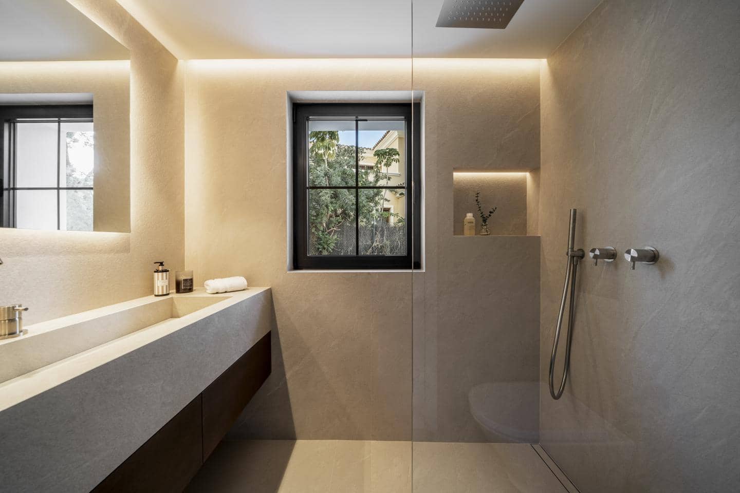 5 sypialnia Willa na sprzedaż w Marbella z basenem - 5 350 000 € (Ref: 9409080)