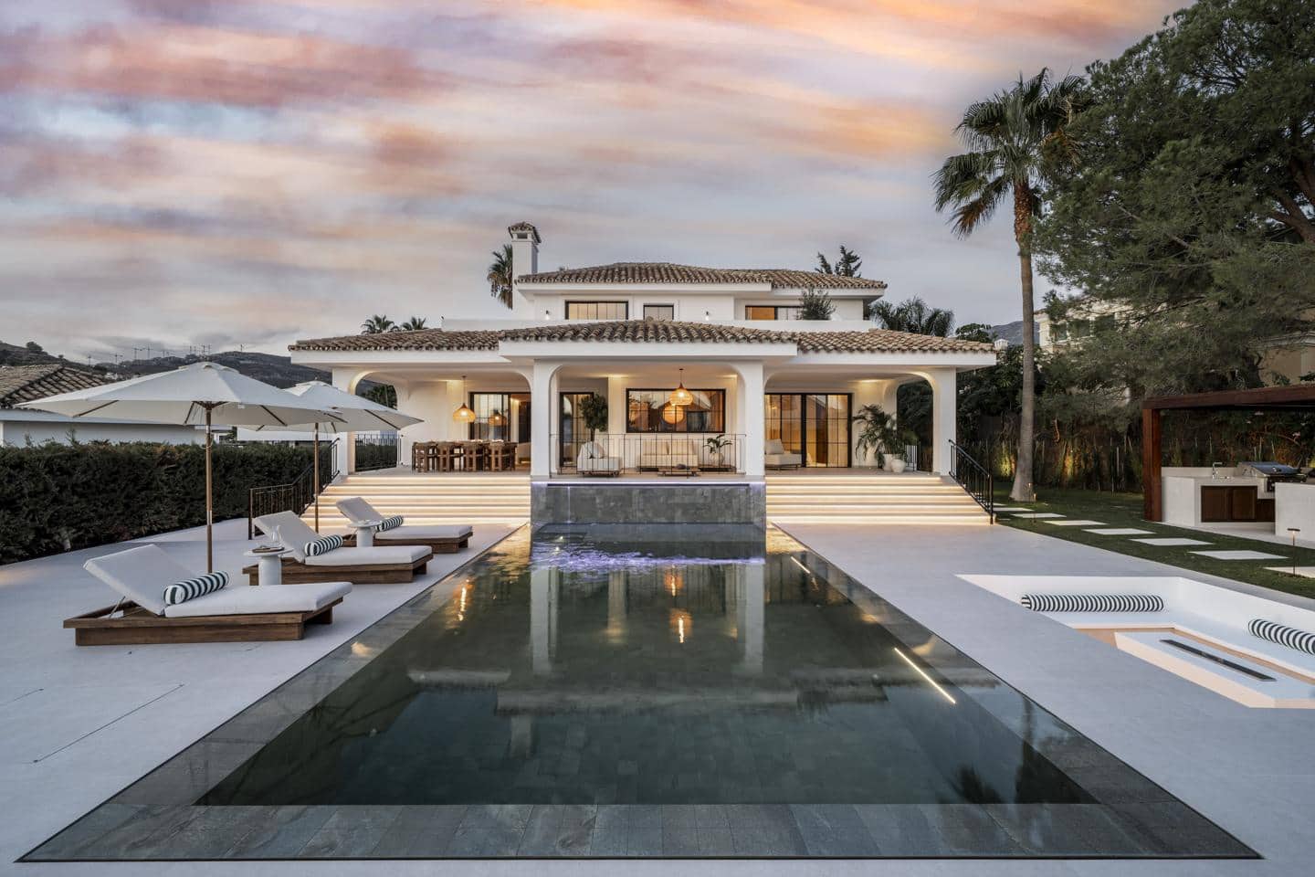 5 sypialnia Willa na sprzedaż w Marbella z basenem - 5 350 000 € (Ref: 9409080)