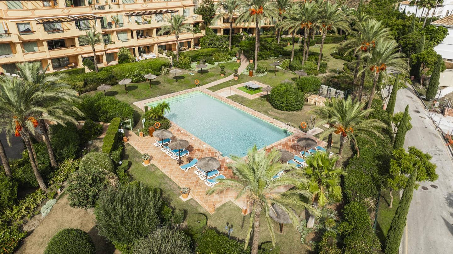 3 soveværelse Lejlighed til salg i Benahavis med garage - € 1.349.000 (Ref: 9414420)