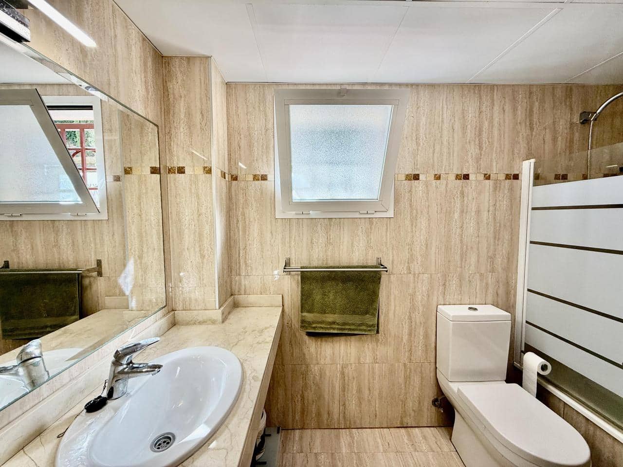 3 sovrum Lägenhet till salu i La Alcaidesa med pool garage - 310 000 € (Ref: 9415191)