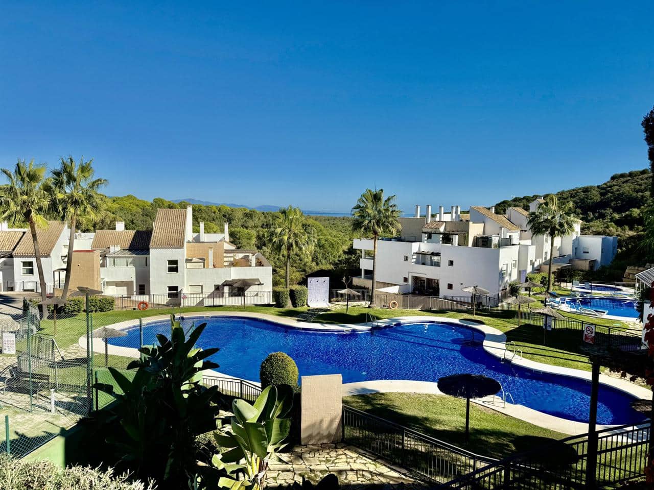 3 sovrum Lägenhet till salu i La Alcaidesa med pool garage - 310 000 € (Ref: 9415191)