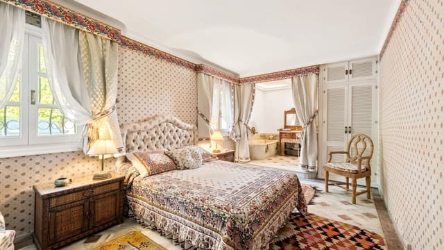 6 slaapkamer Villa te koop in Cancelada, Estepona met zwembad garage - € 3.250.000 (Ref: 9420646)