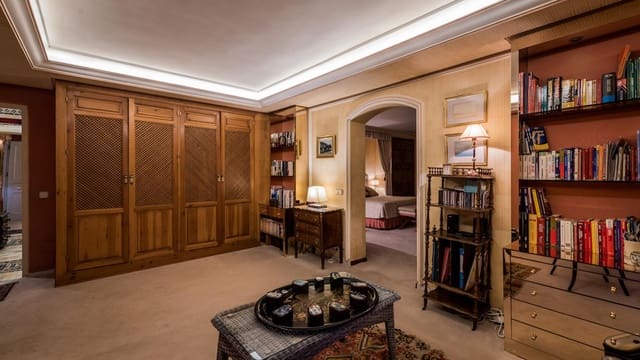 6 slaapkamer Villa te koop in Cancelada, Estepona met zwembad garage - € 3.250.000 (Ref: 9420646)