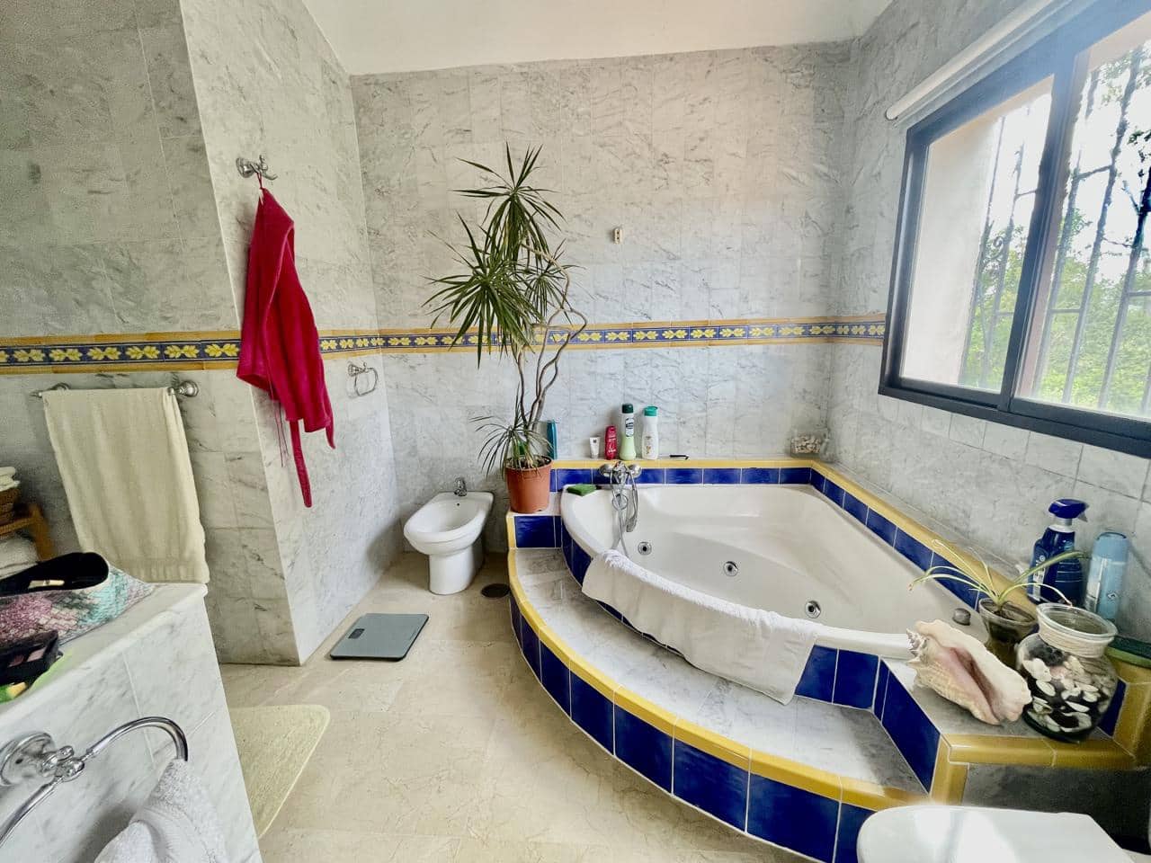 7 slaapkamer Finca/Landhuis te koop in San Enrique de Guadiaro met zwembad garage - € 875.000 (Ref: 9426738)