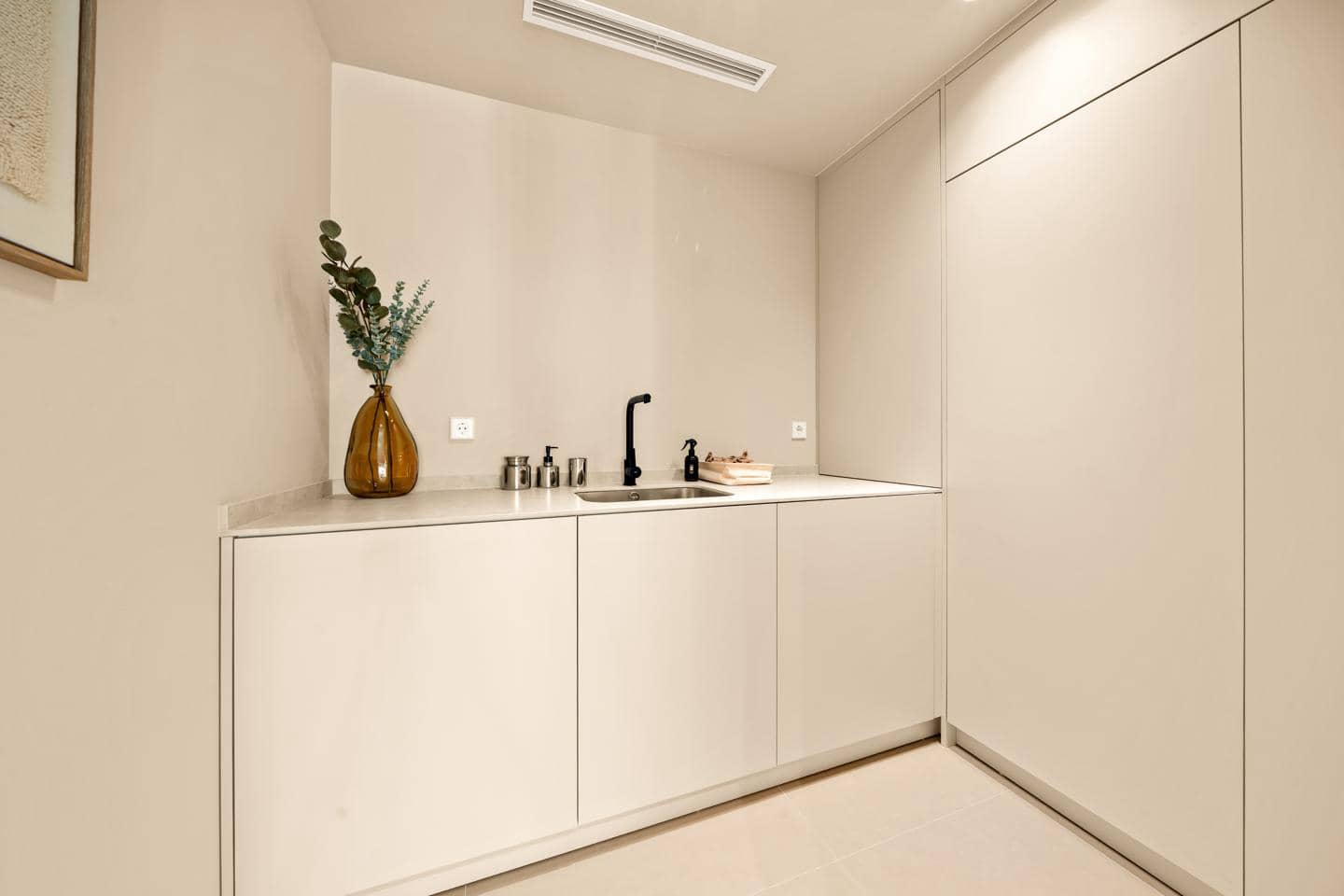 3 sovrum Lägenhet till salu i Benahavis med pool garage - 849 000 € (Ref: 9426742)