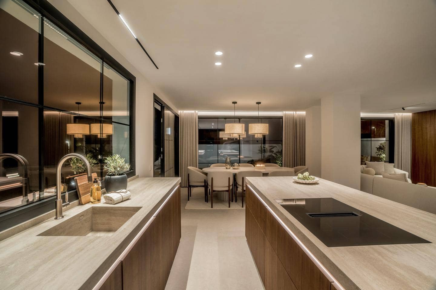 5 soverom Villa til salgs i Marbella med svømmebasseng garasje - € 2 595 000 (Ref: 9426840)