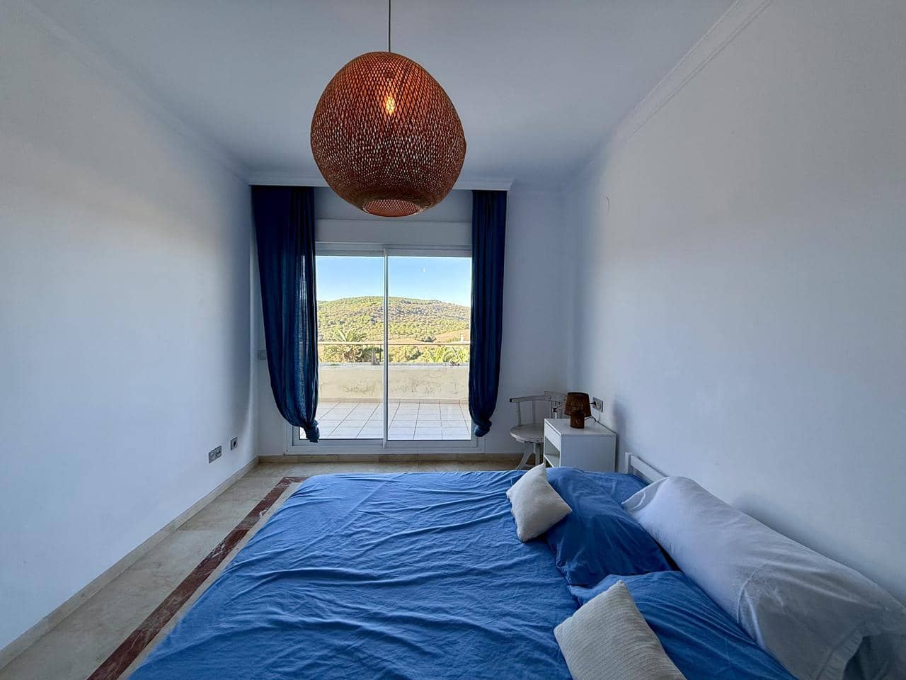 3 bedroom Flat for sale in Sotogrande with pool garage - € 450,000 (Ref: 9432833)