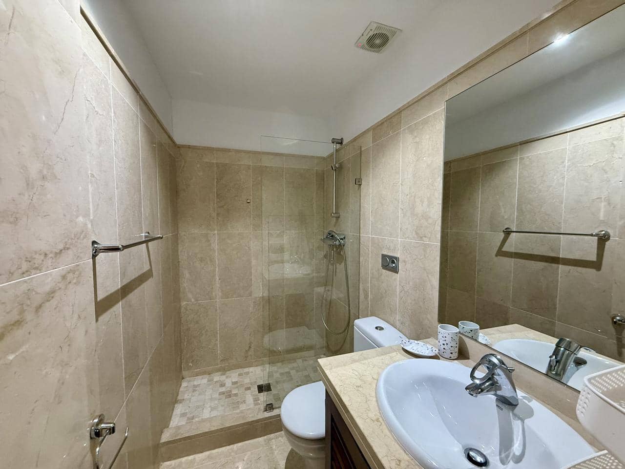 3 bedroom Flat for sale in Sotogrande with pool garage - € 450,000 (Ref: 9432833)