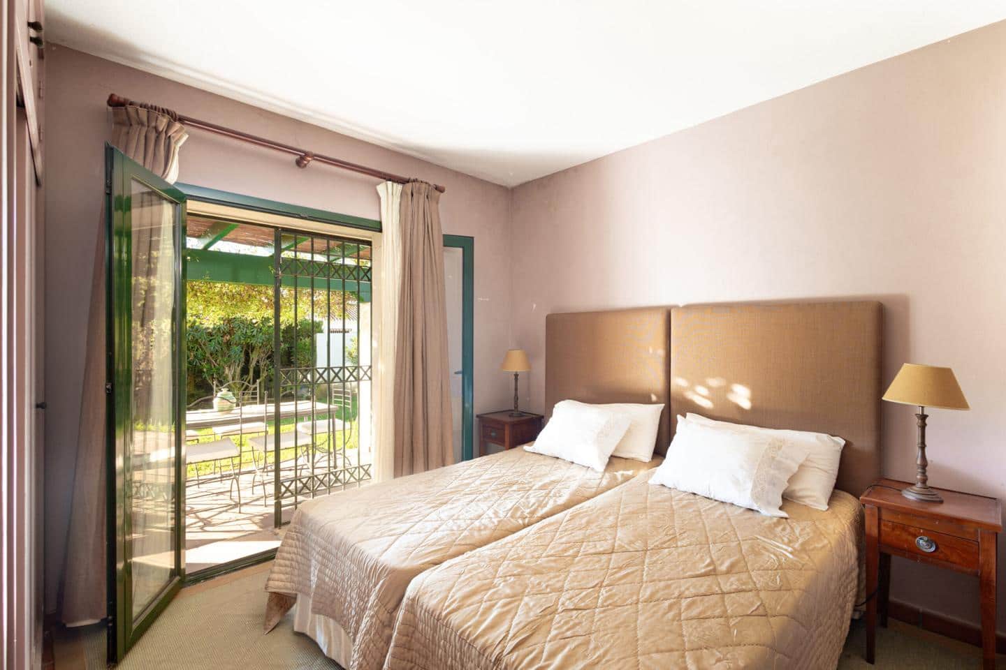 Chalet de 4 habitaciones en Saladillo-Benamara en venta con piscina garaje - 1.150.000 € (Ref: 9441666)