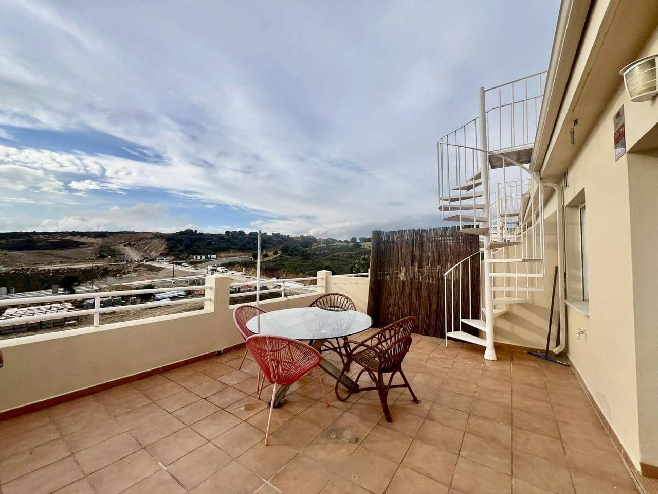 1 soverom Leilighet til salgs i Torreguadiaro med svømmebasseng garasje - € 246 000 (Ref: 9455709)