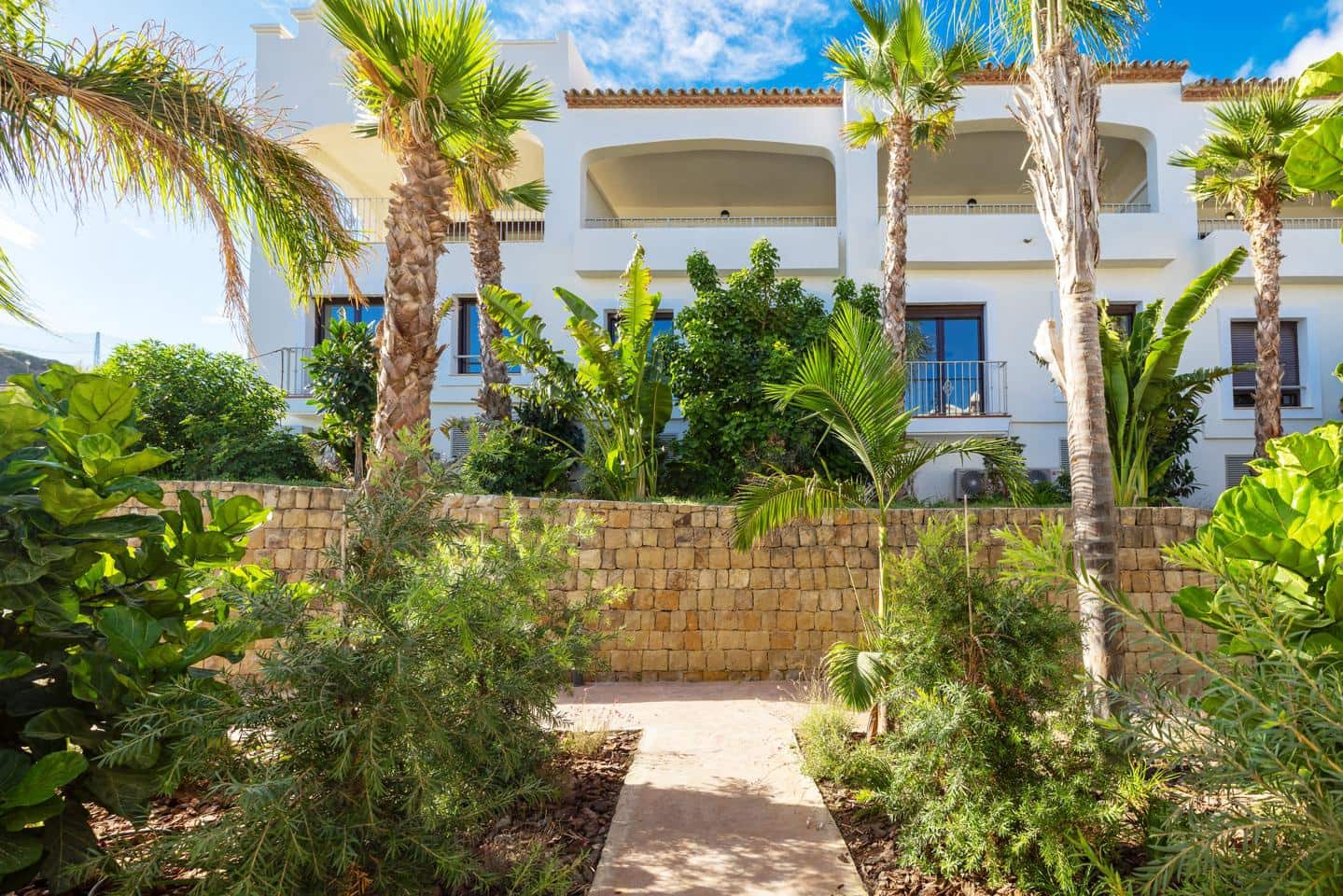 3 sovrum Villa till salu i Estepona med pool garage - 470 250 € (Ref: 9496421)