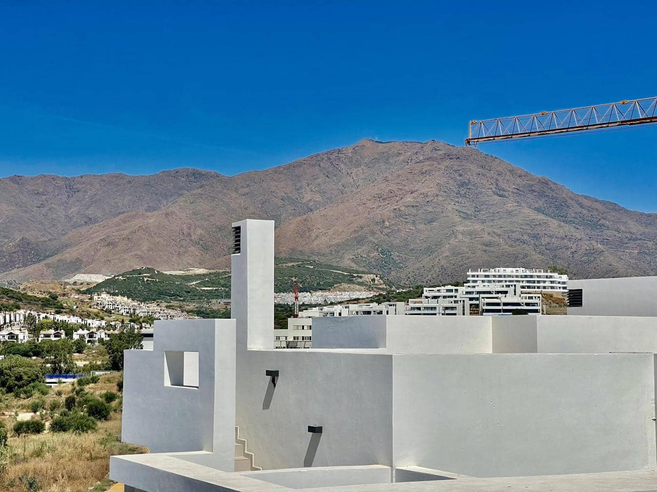 3 chambre Appartement à vendre à Estepona avec piscine garage - 725 000 € (Ref: 9496682)