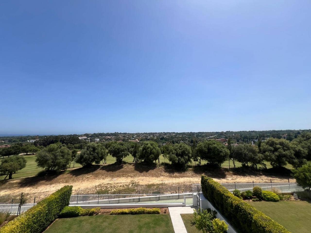 5 chambre Villa/Maison à vendre à Sotogrande avec piscine garage - 1 550 000 € (Ref: 9533126)