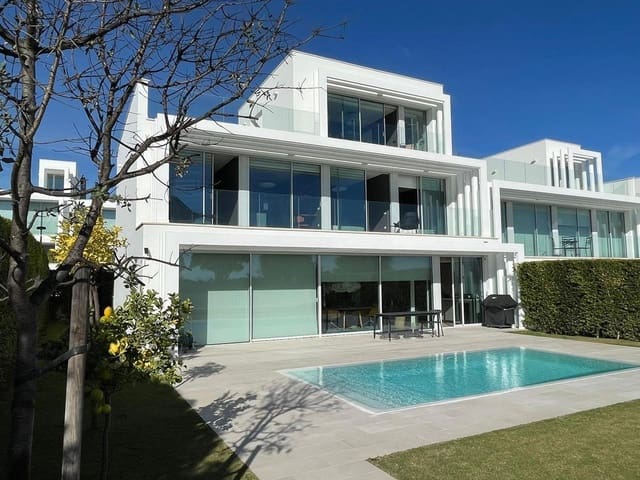 5 chambre Villa/Maison à vendre à Sotogrande Alto, San Roque avec piscine garage - 1 550 000 € (Ref: 9533126)