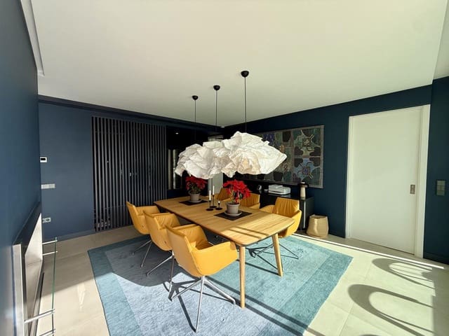 5 quarto Moradia para venda em Sotogrande Alto, San Roque com piscina garagem - 1 450 000 € (Ref: 9533126)