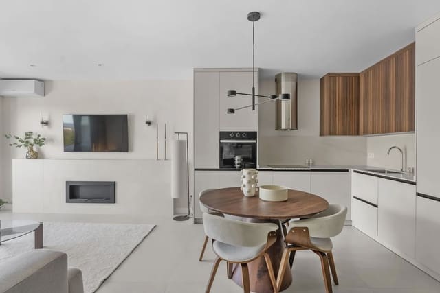 3 sypialnia Mieszkanie na sprzedaż w Artola, Marbella z basenem garażem - 599 000 € (Ref: 9536660)