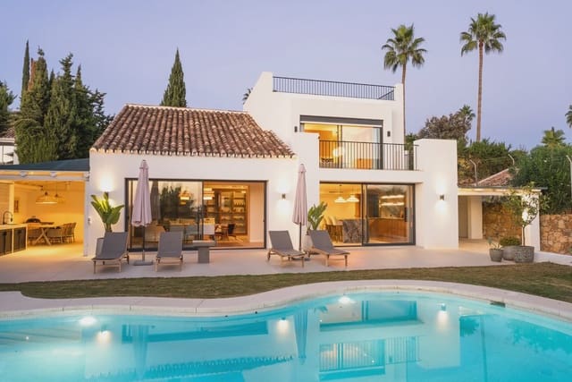 4 sovrum Villa till salu i Nueva Andalucía Centro, Marbella med pool garage - 2 895 000 € (Ref: 9536662)