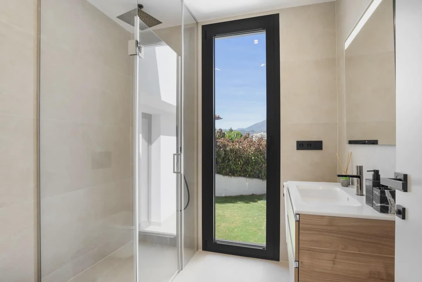 4 chambre Villa/Maison à vendre à Marbella avec piscine garage - 3 580 000 € (Ref: 9536663)