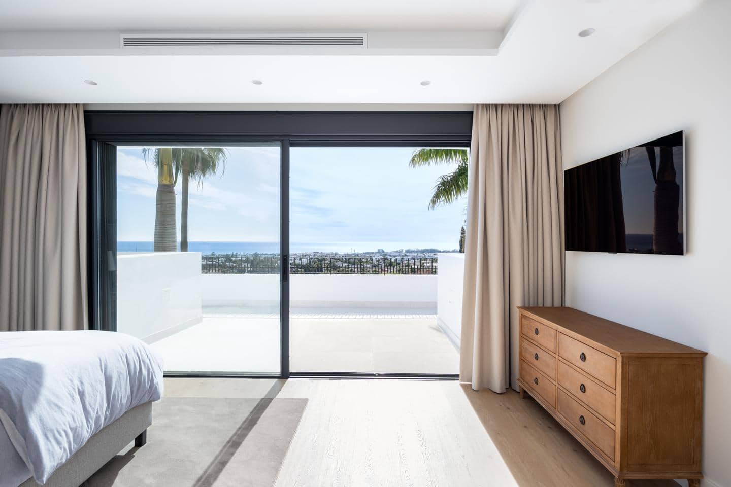 4 slaapkamer Villa te koop in Benahavis met zwembad garage - € 6.795.000 (Ref: 9547347)