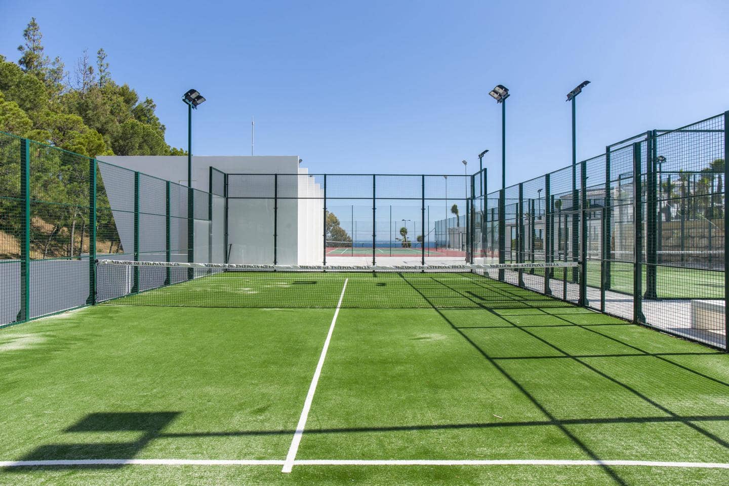 3 slaapkamer Flat te koop in Estepona met zwembad garage - € 847.000 (Ref: 9563889)