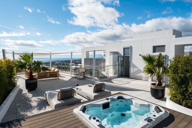 4 quarto Moradia para venda em Sierra Blanca, Marbella com piscina garagem - 3 950 000 € (Ref: 9570029)