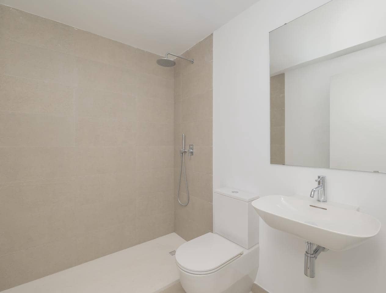 3 slaapkamer Villa te koop in Estepona met zwembad garage - € 1.050.000 (Ref: 9575359)