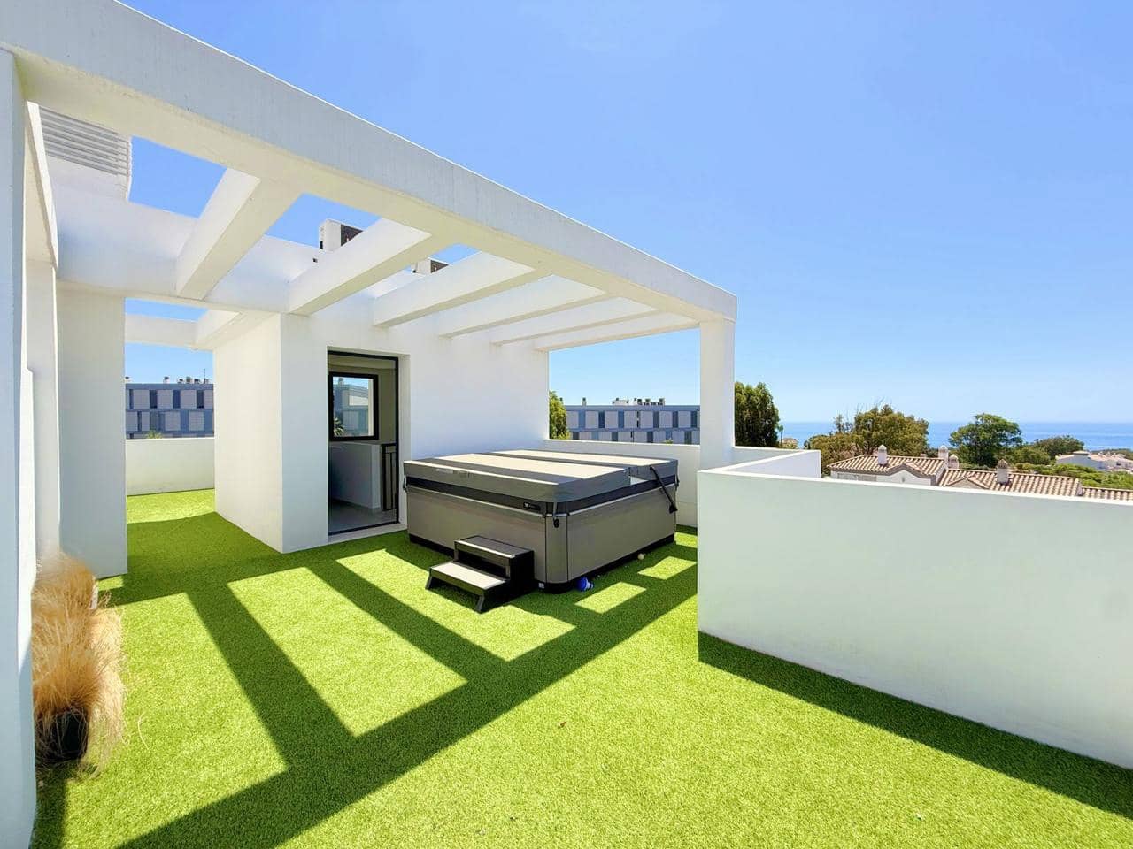 3 chambre Villa/Maison à vendre à Manilva avec piscine garage - 699 000 € (Ref: 9579979)