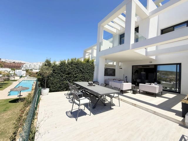 3 chambre Villa/Maison à vendre à Chullera, Manilva avec piscine garage - 699 000 € (Ref: 9579979)