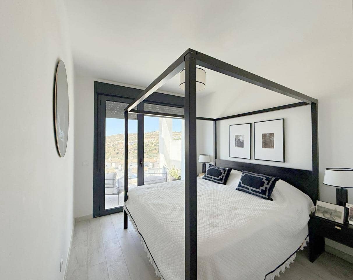 3 chambre Villa/Maison à vendre à Manilva avec piscine garage - 699 000 € (Ref: 9579979)