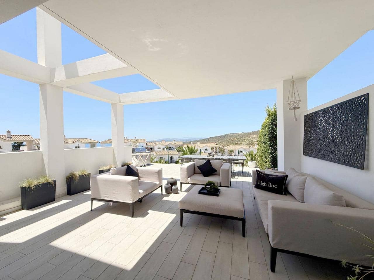 3 chambre Villa/Maison à vendre à Manilva avec piscine garage - 699 000 € (Ref: 9579979)