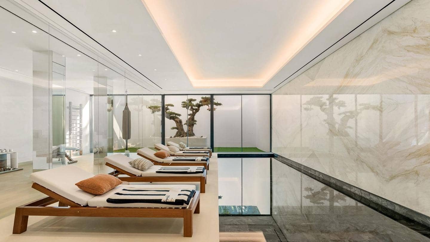 7 bedroom Villa for sale in Benahavis with pool garage - € 13,500,000 (Ref: 9596790)